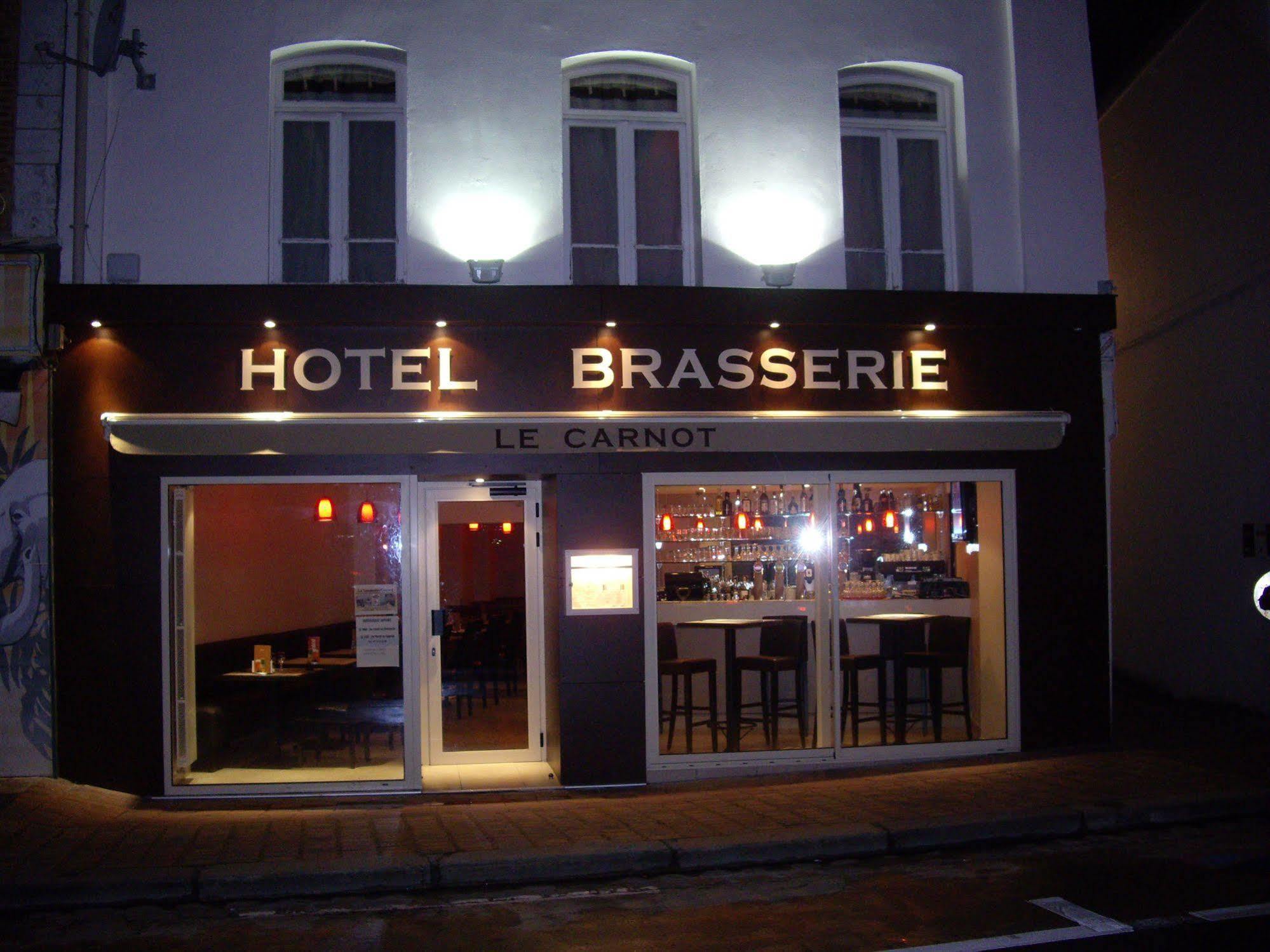 Logis-Hotel & Restaurant Le Carnot Bolbec Buitenkant foto